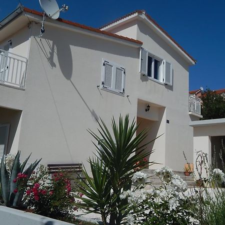 Apartment Arleta Trogir Exterior photo
